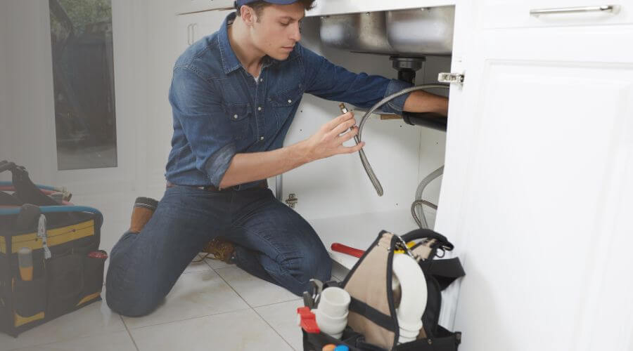Expert burst pipe repair services in San German, PR
